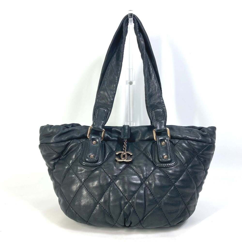 CHANEL Black Shoulder Bag